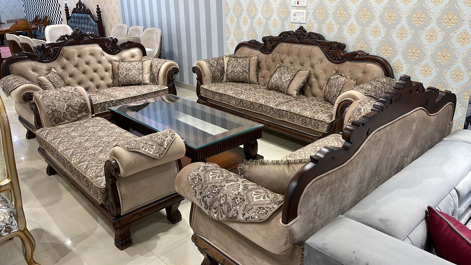 Hidden Gems: Unearthing Unique Antique Furniture Finds
